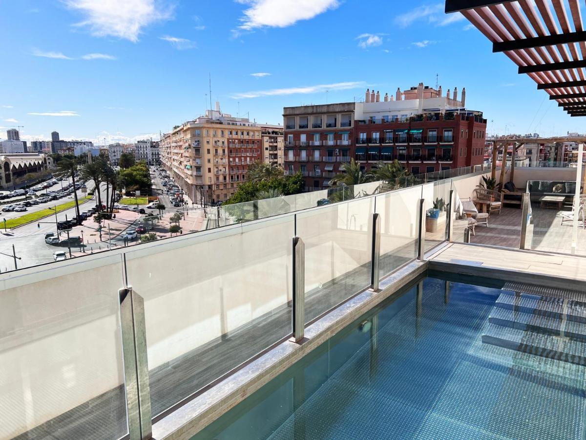 Valencia Luxury - Calma Beach Apartments ภายนอก รูปภาพ